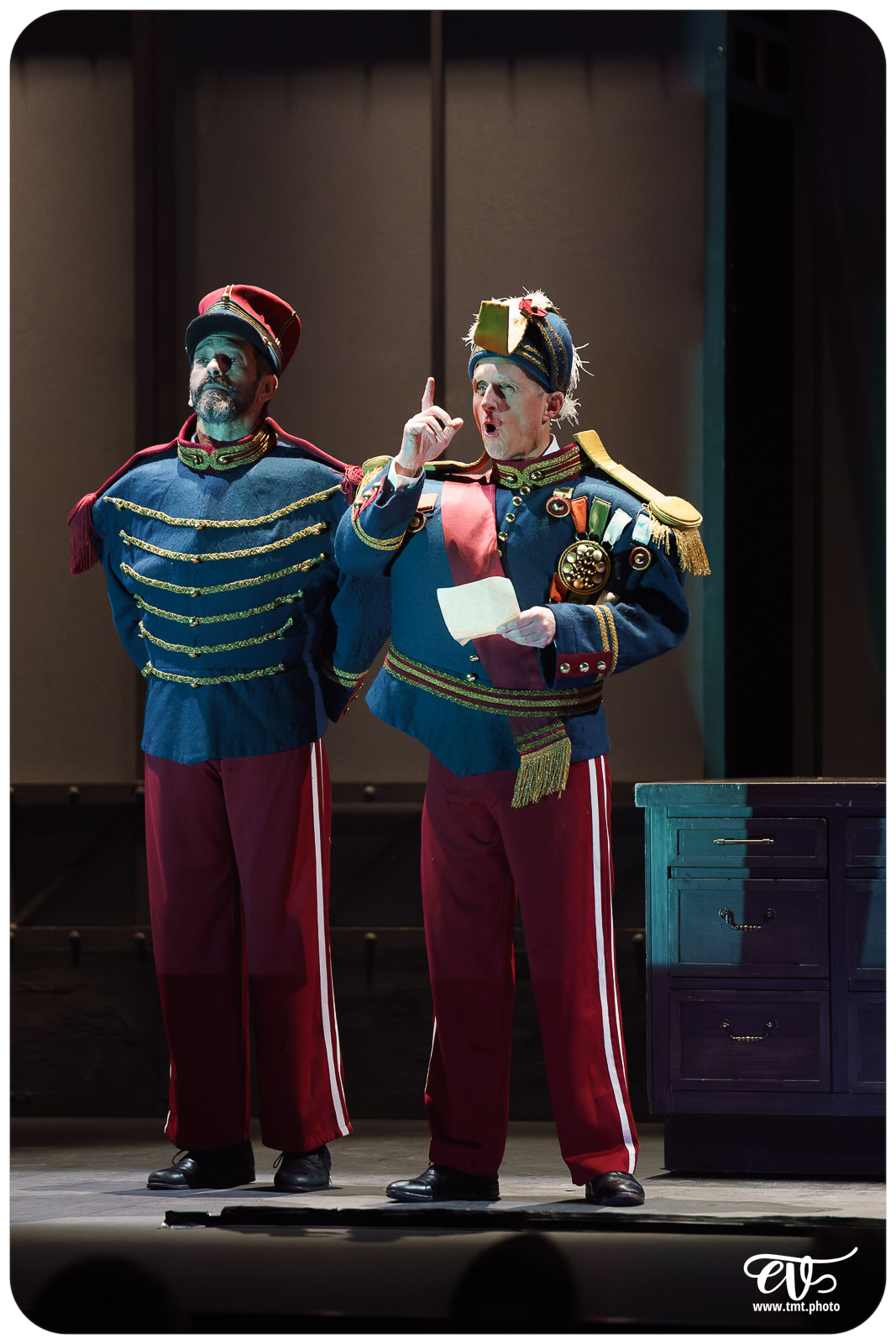 LES TÉMÉRAIRES (LE GRENIER DE BABOUCHKA)